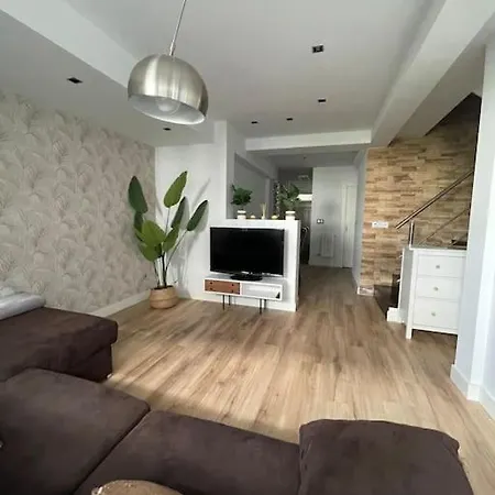 アパート Kukis Duplex Near Bilbao ゲチョ