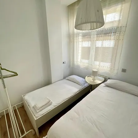Kukis Duplex Near Bilbao Appartamento Getxo